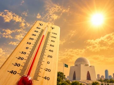 Karachi records hot day as temperature soars to 38.7°C amid weak sea breeze