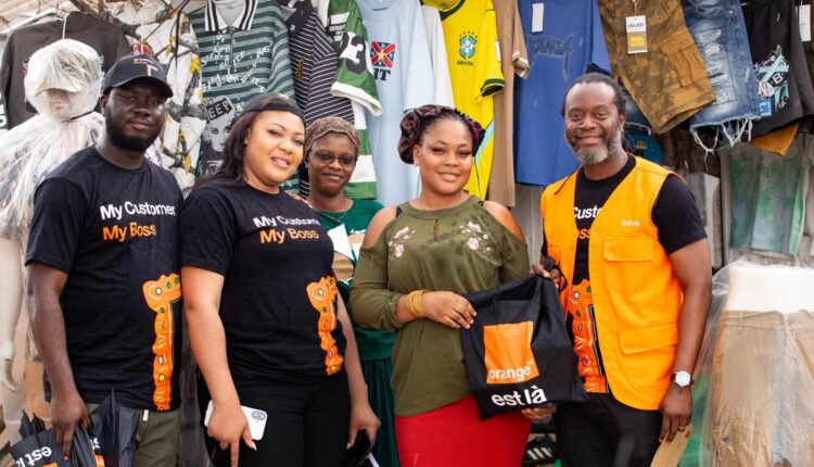 Expérience client : Orange Côte d’Ivoire descend sur le terrain pour écouter ses abonnés