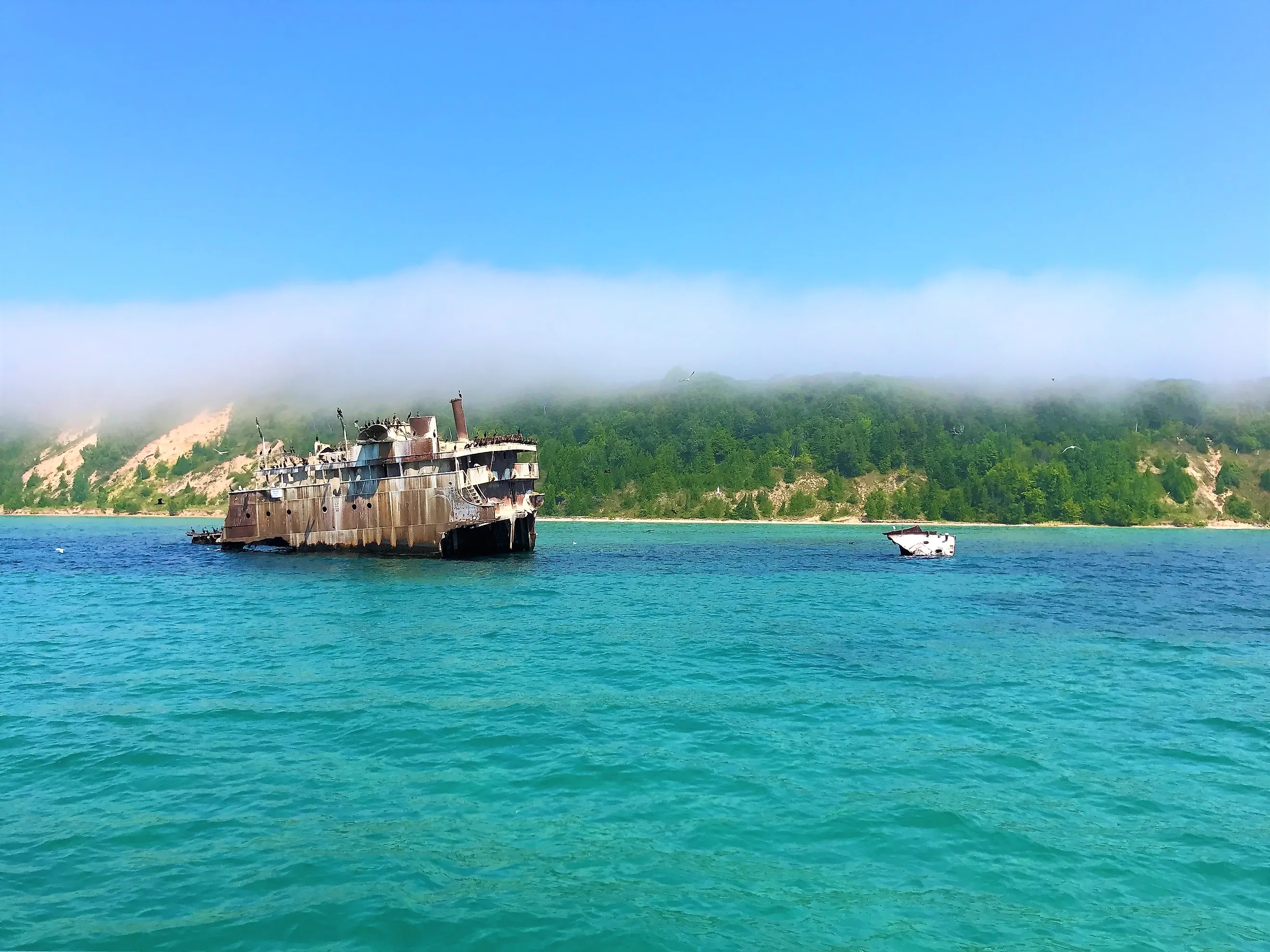 The Great Lakes Shipwrecks You Can See From Shore