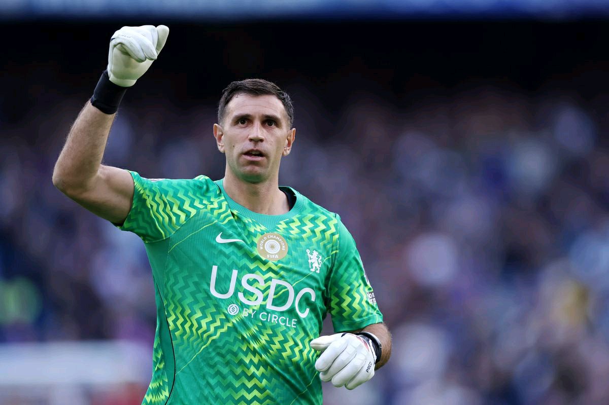 Emi Martinez’s Gesture To Chelsea Coach As Extra Training Pays Off for New Signing