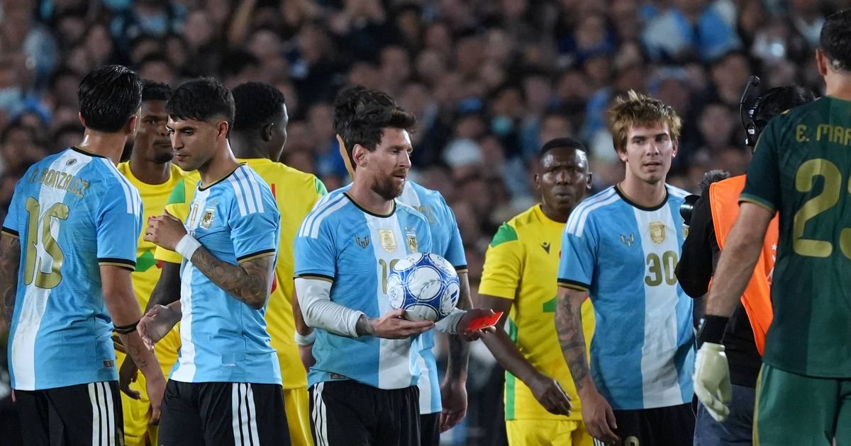 Gernot Rohr kritisiert nach Abschied von Lionel Messi Trikot-Ignoranz