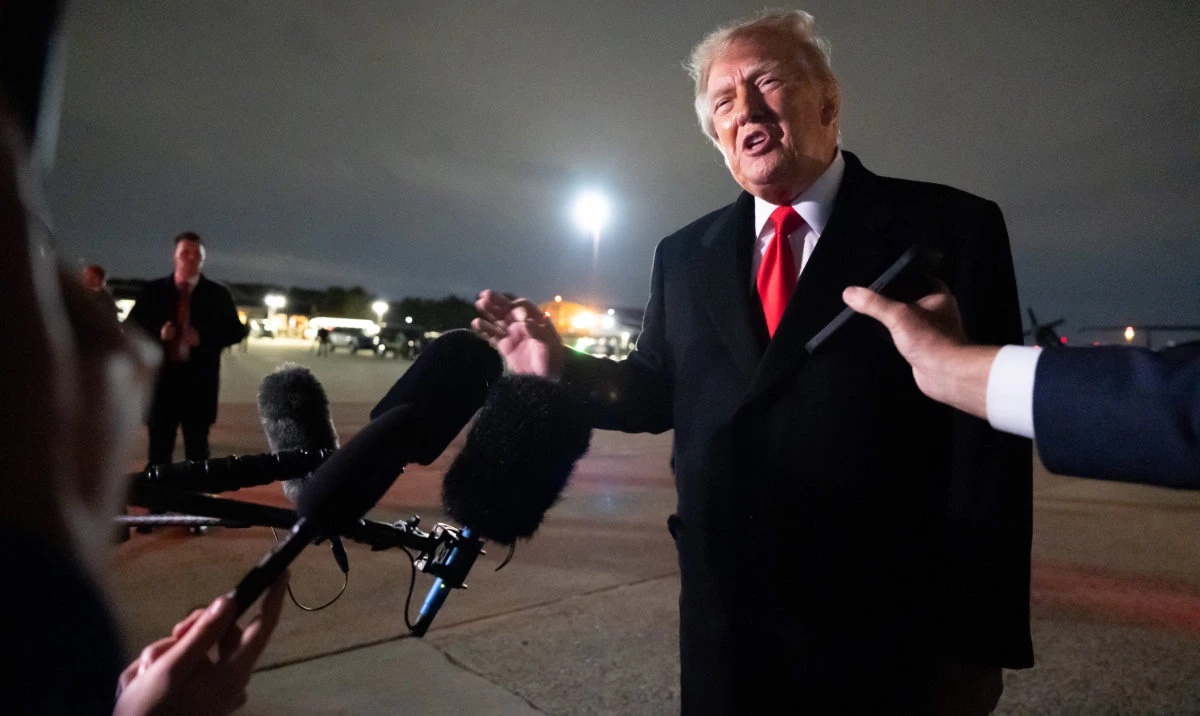 Trump urges Sen. John Fetterman to switch parties and become a Republican