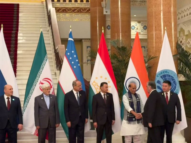Tajikistan President Emomali Rahmon welcomes Defence Minister Rajnath Singh, SCO representatives in Dushanbe