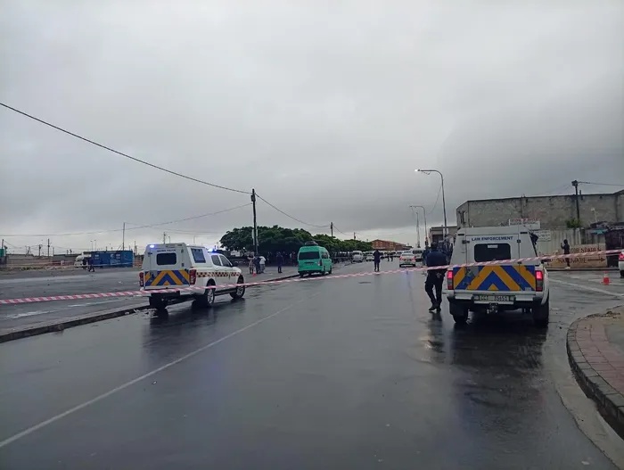 RANK RAGE – Two killed and one wounded in suspected taxi-related shooting at Delft hub