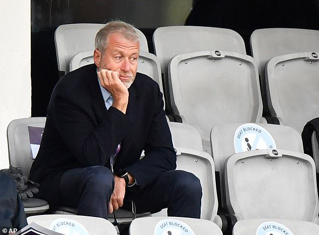 Abramovich ‘hid billions with help of top British accounting firm Deloitte’