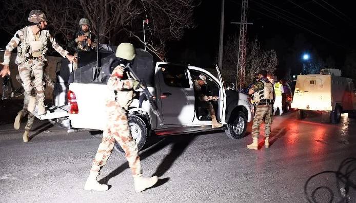 Three ringleaders among eight terrorists killed in DI Khan security operation