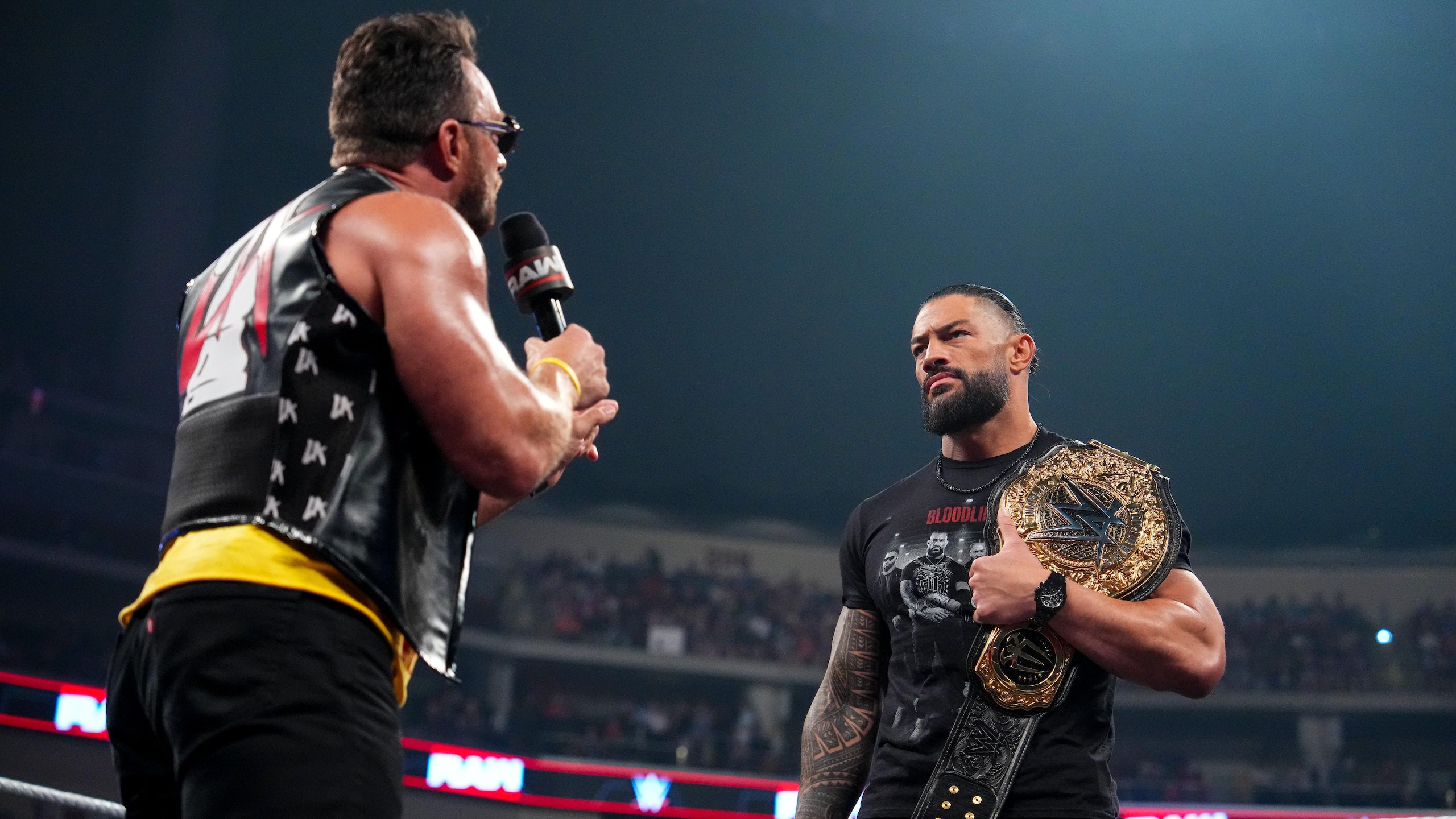 Roman Reigns Beats LA Knight to Retain WWE World Title at Money in the Bank