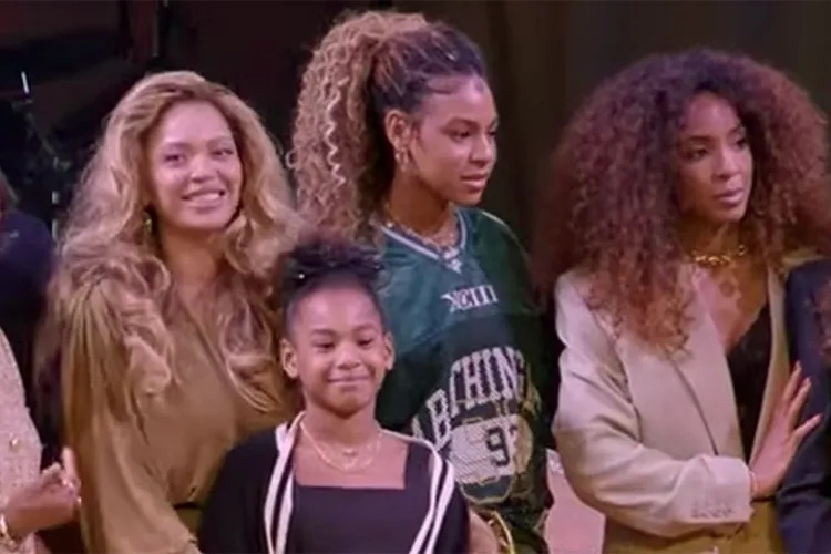 Beyoncé’s Daughters Blue Ivy, 14, and Rumi, 9, Make Rare Public Appearance at Special Event with Mom in Hometown