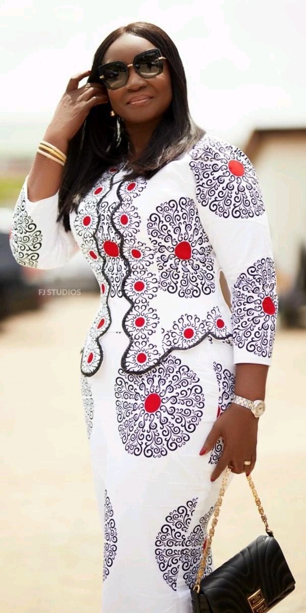 Modern Black and White Funeral Styles Every Woman Should Consider