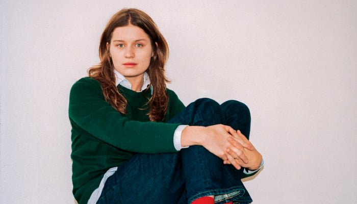 Girl in red captures first glimpse into ‘blue’ era with new music video