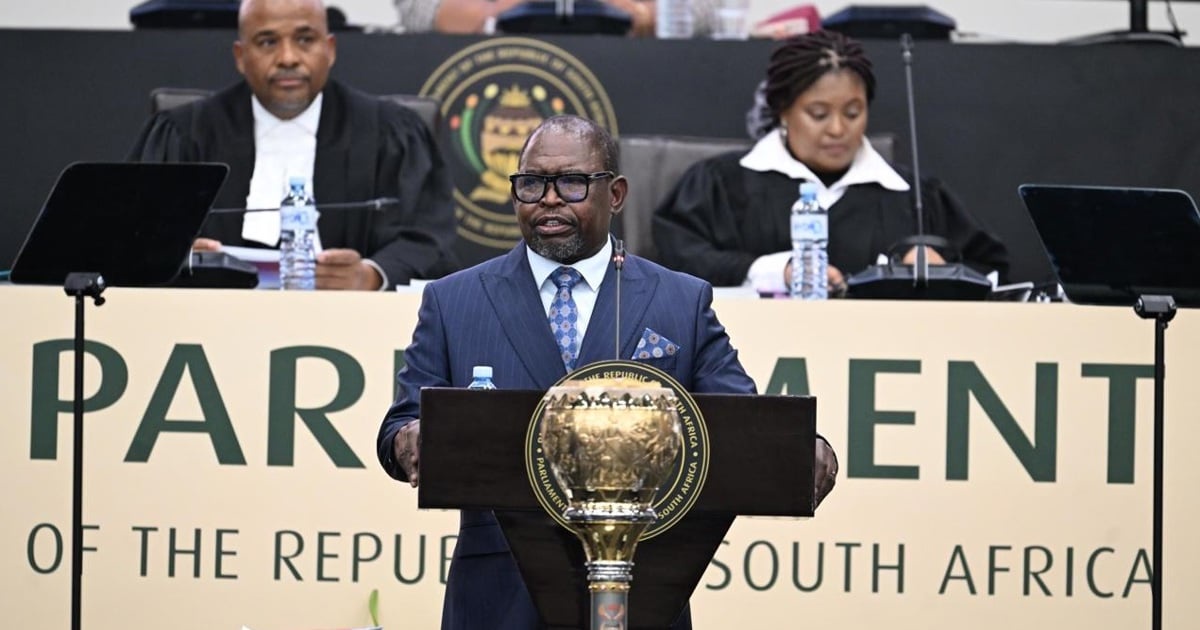 Treasury freezes R13.5bn for failing municipalities – Despite pleas to pay debts first