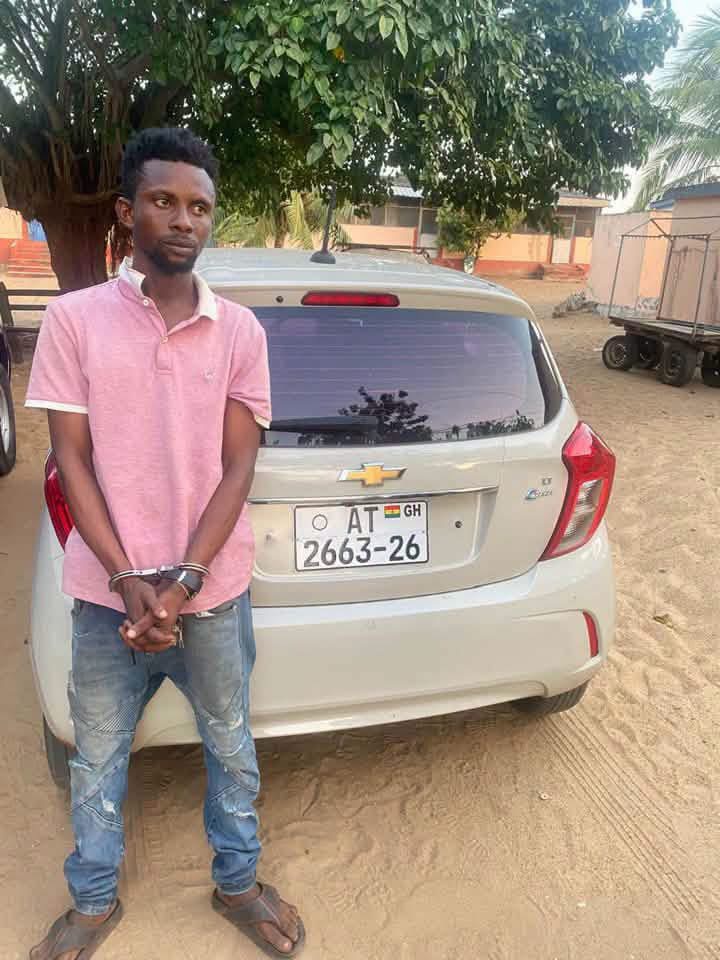 Police Catch 27-Year-Old Man Trying to Sell Stolen Car for GH¢35,000 After Stealing It From Beach