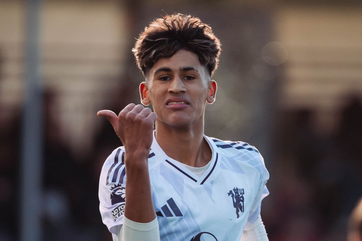 Man Utd news: JJ Gabriel contract offer made as club’s silence broken on City charges
