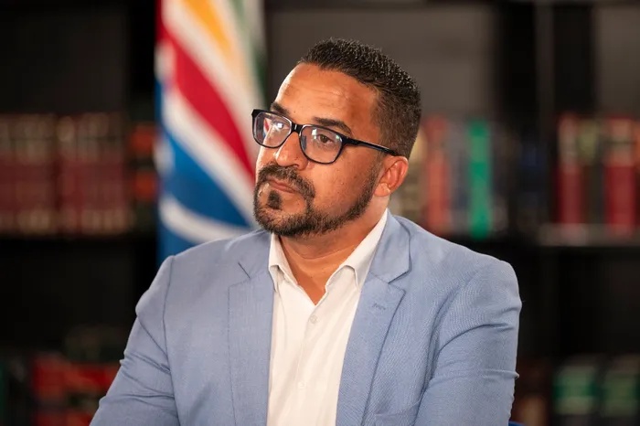 ‘JY’S ’N VUILGAT JY!’ – Gayton kwaad over DA top dog’s tik-for-votes claims