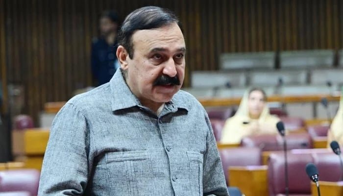 Federal govt ‘seriously considering’ imposing emergency in KP, says minister