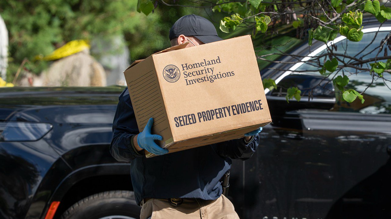 4 takeaways from the pre-election raid on Omar’s home