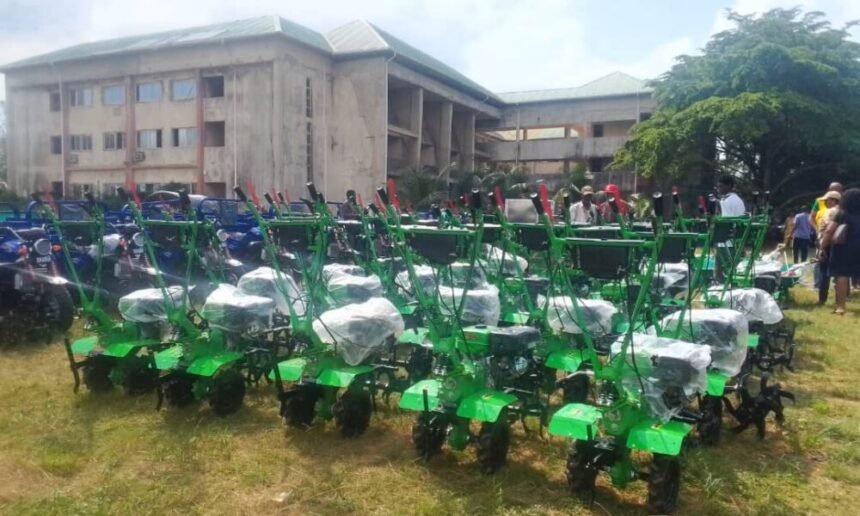 Anambra distributes farm equipment to over 500 farmers
