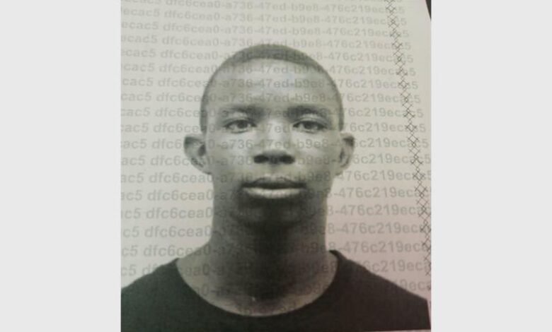 Police ask for public help in finding suspect