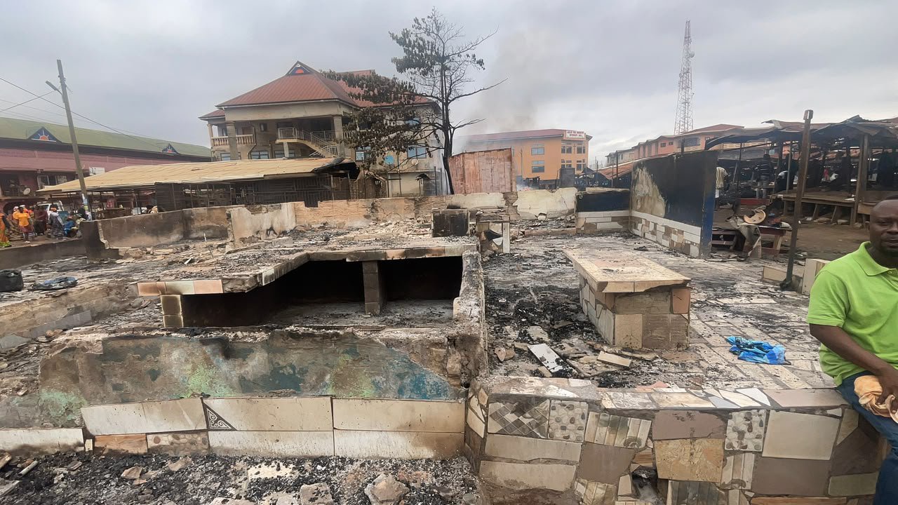 Traders count losses after fire destroys shops at Morro Market in Kumasi