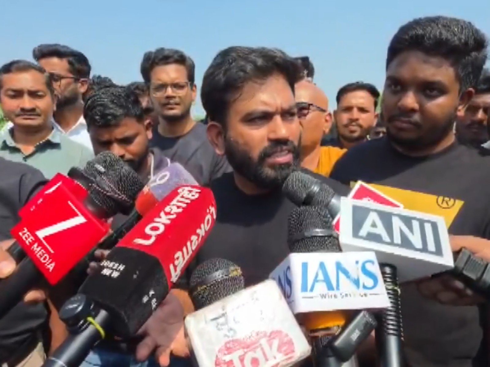 “Whoever thinks hoisting tricolor at Jantar Mantar is violation is a traitor”: CJP’s Abhijeet Dipke