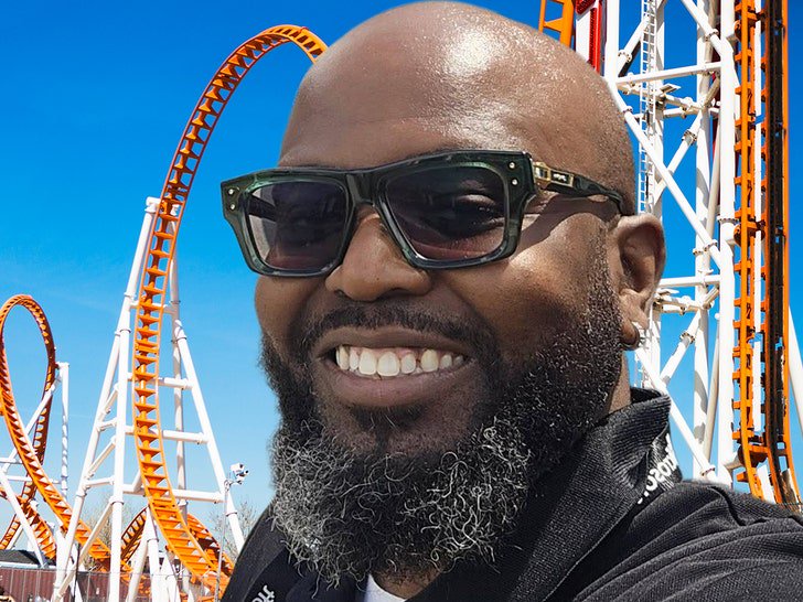 Six Flags Death: Man Who Died Was Member of Roller Coaster Enthusiasts Club