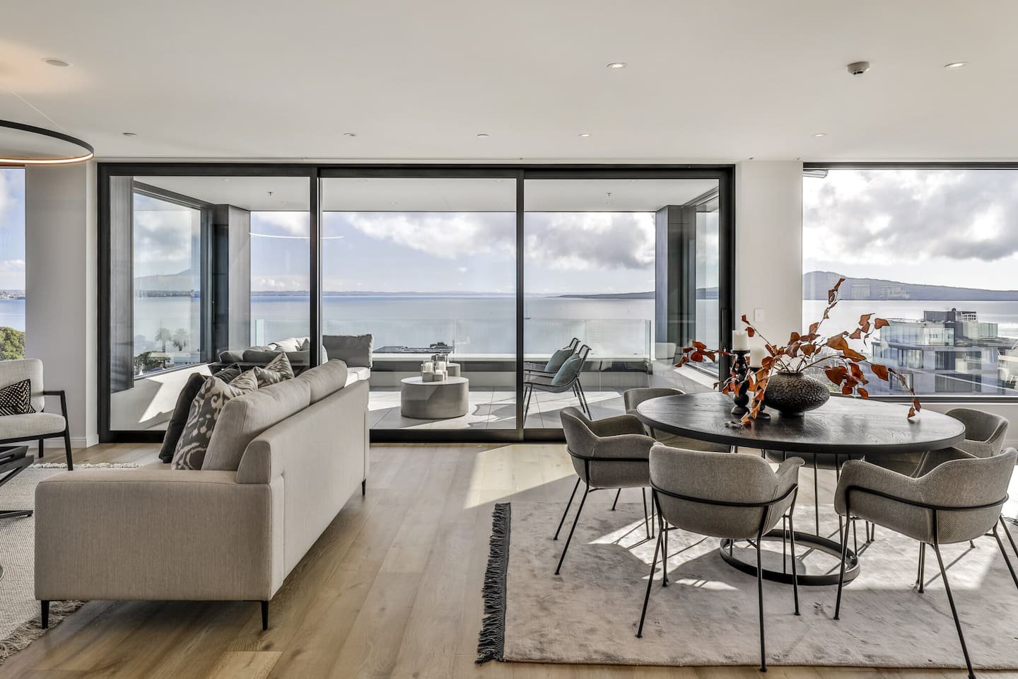 Inside the award-winning Auckland penthouse where the views are the star