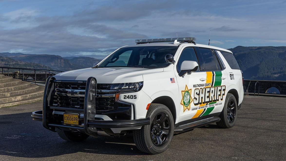 Man dies in car crash off embankment near Chinook Landing in Fairview