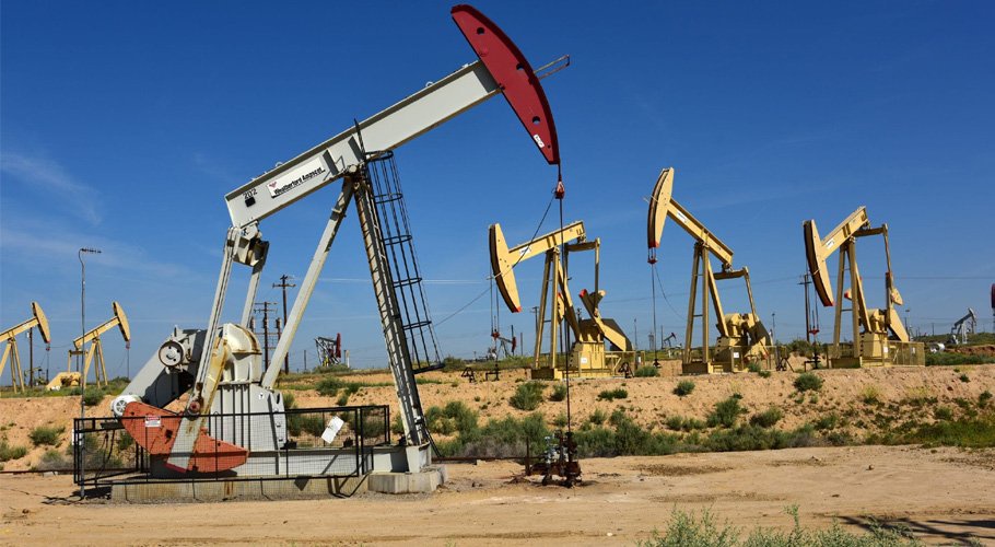 Brent Crude Falls to $103.18 as Oil Markets React to Supply Outlook