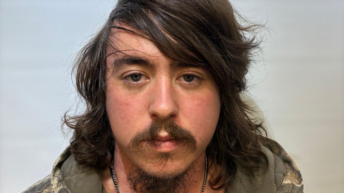 Bennington man charged with assaulting, threatening several people