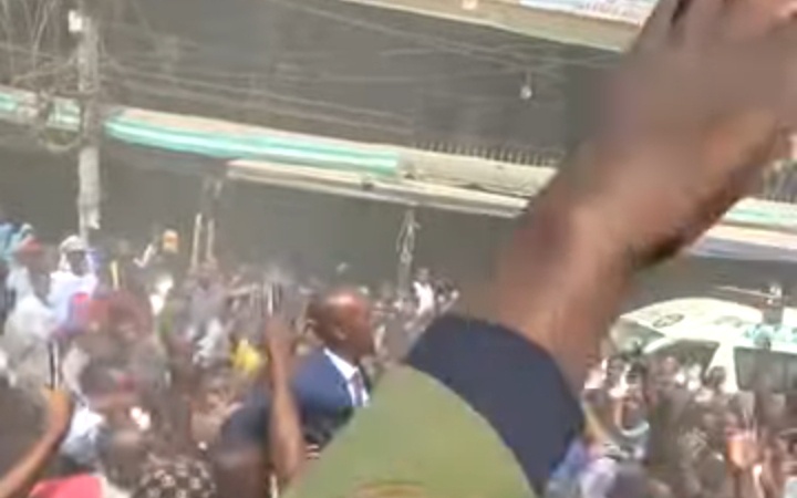 Mosiria Receives Heroic Welcome at Eastleigh Building Collapse Site a Day After Sakaja Sacked Him