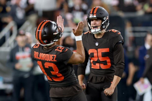 Watson and Browns hold off Steelers’ fightback on last-gasp 56-yard field goal