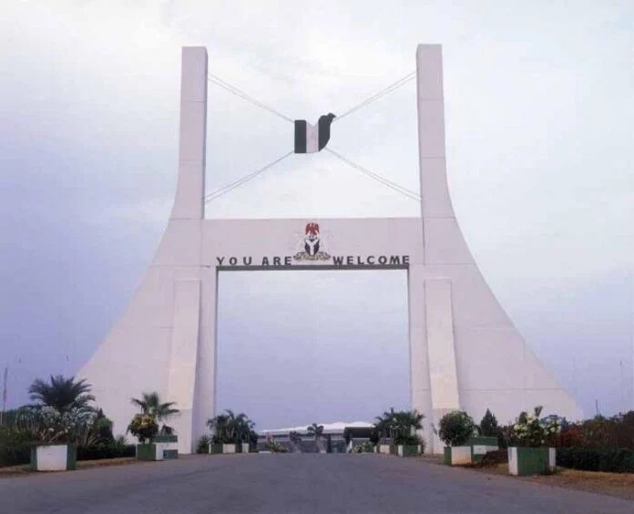 FCT motorists, commuters divided over NNPC petrol discount