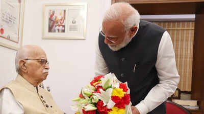‘Left lasting imprint’: PM Modi visits LK Advani on completing 25 years as head of govt