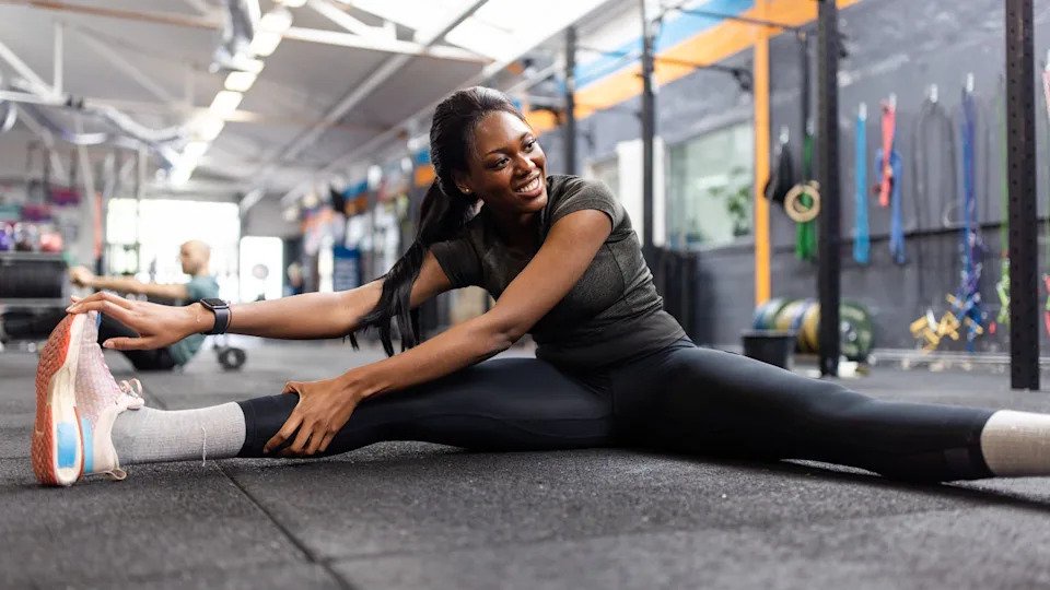 The three stretches a physical therapist wishes everyone would do to improve their hip mobility