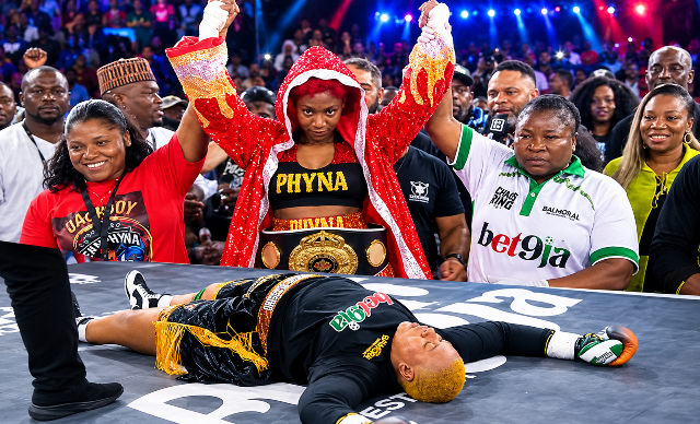 Phyna knocks out Nkechi Blessing in fourth round, wins belt, brand-new car