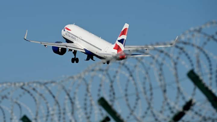 British Airways flight plunges 28,000 feet in minutes. Was it loss of cabin pressure?