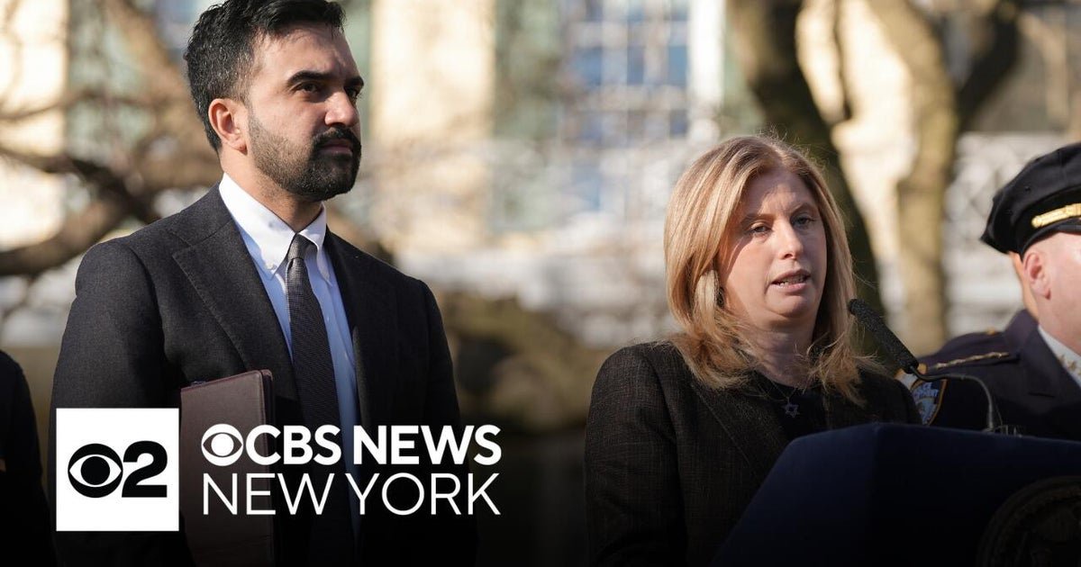 Mayor Mamdani defends NYPD Commissioner Tisch amid criticism over handling protests, ICE presence