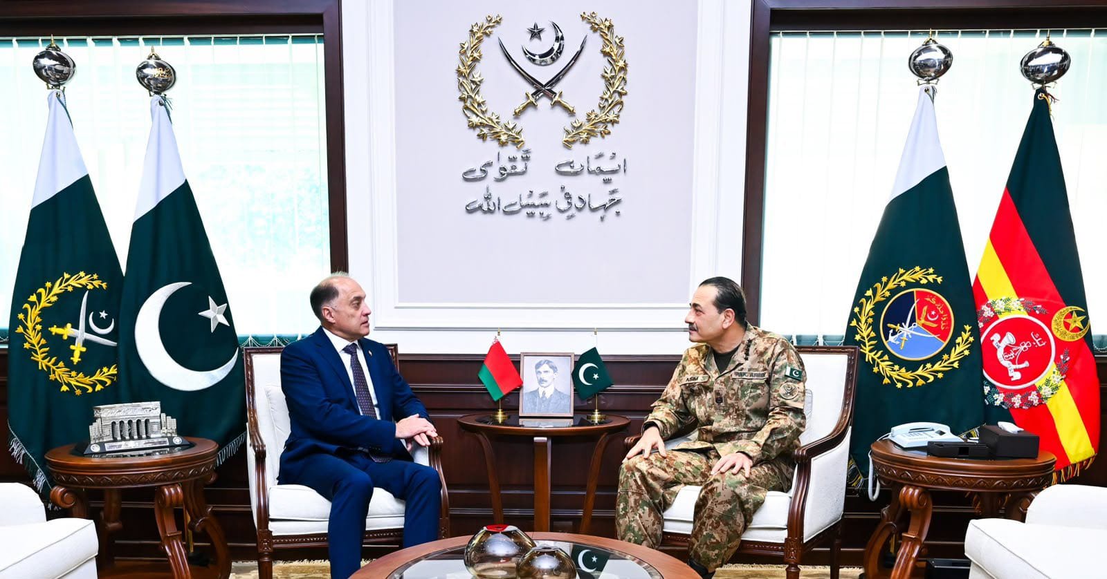 Pakistan, Belarus vow to deepen defence, security cooperation