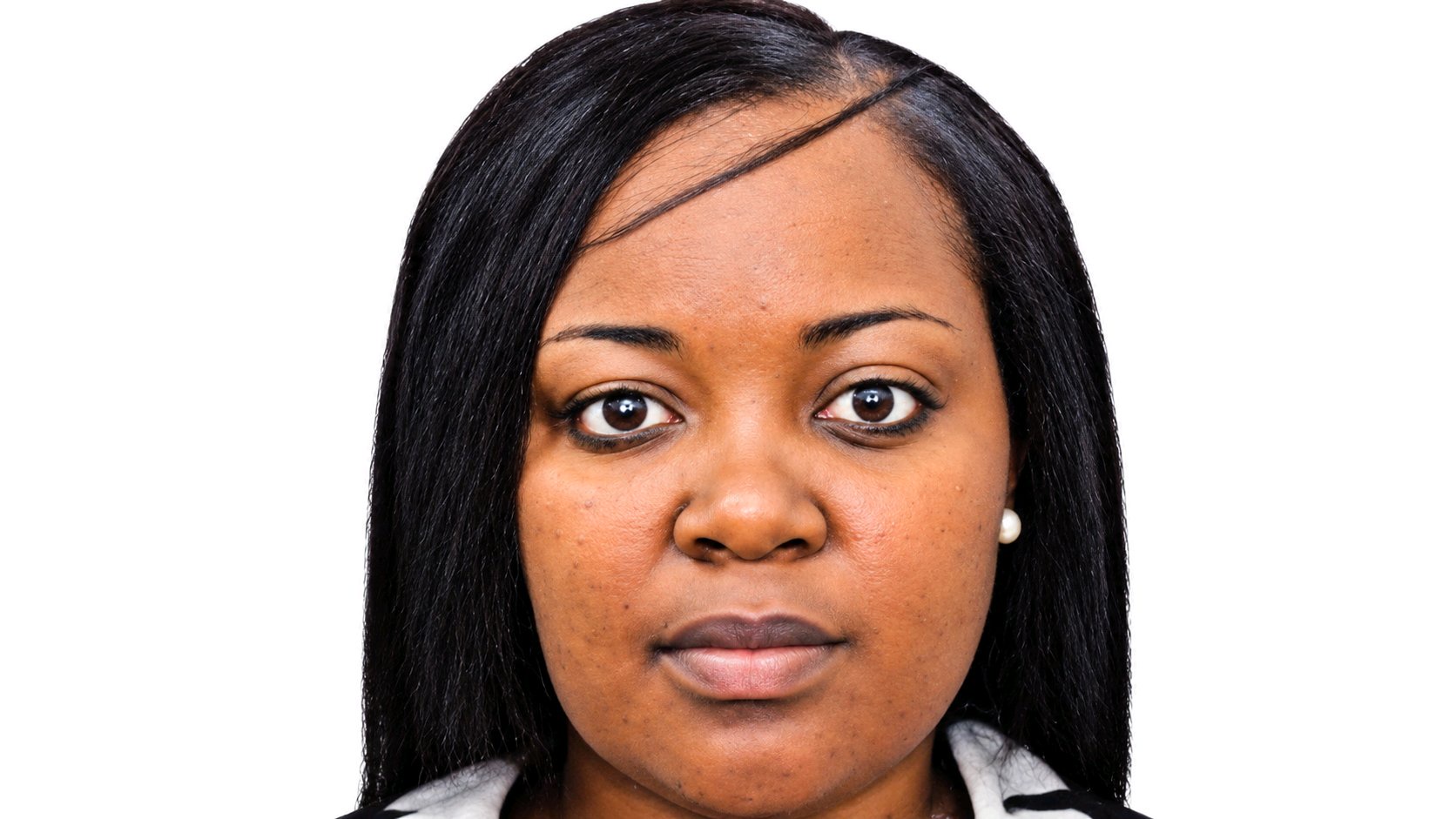 A Car Dealer in Botswana Cried Out After a Woman Used SA Identity to Steal His Car & Moved to Zim