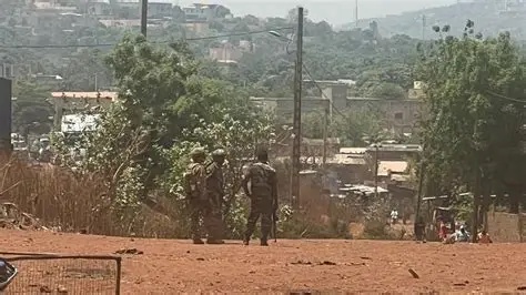Mali : au moins huit civils tués dans des frappes de l’armée