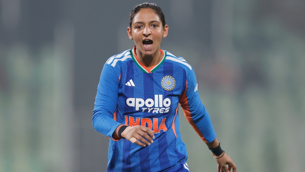 Harmanpreet Kaur steps down as India captain in all formats