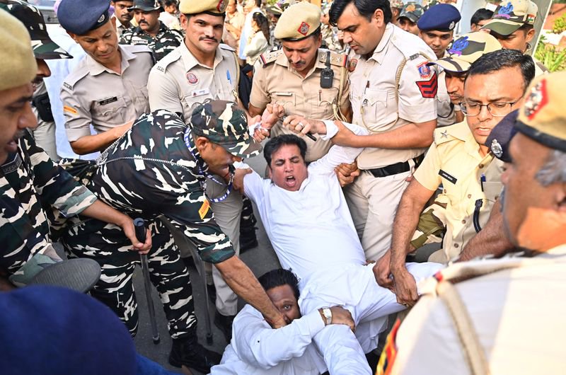 INDIA bloc leaders march to EC office in Delhi, seek rollback of SIR