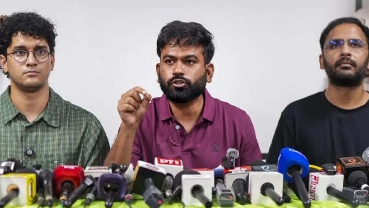 Executive Magistrate orders release of CJP leaders Abhijeet Dipke, Saurav Das and Ashutosh Ranka