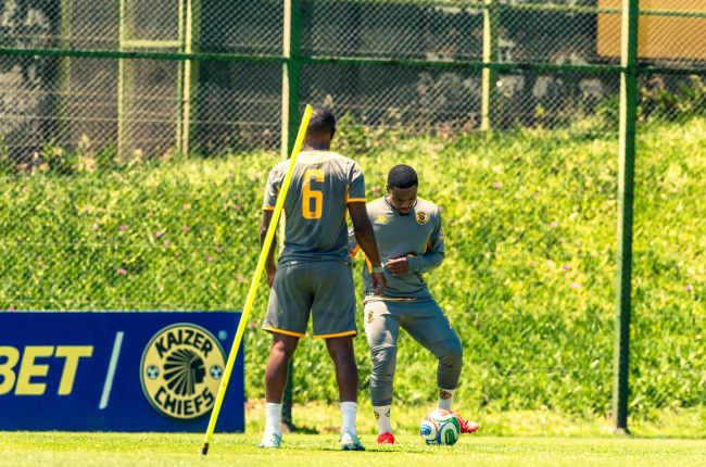 Langelihle Phili Returns to Training as Kaizer Chiefs Prepare for Crucial Soweto Derby Against Pirates