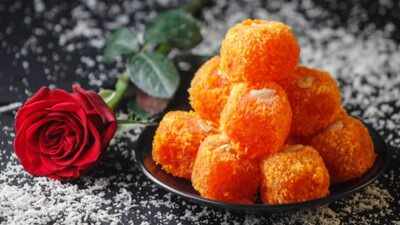 Craving something sweet? Try these easy pumpkin balls without added sugar