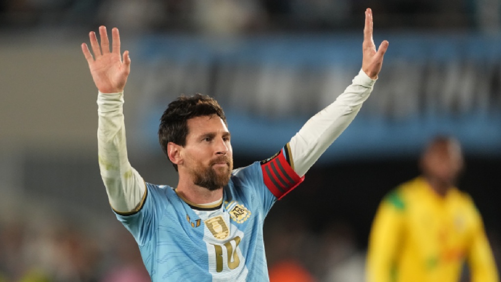Messi shines in Argentina farewell, ends 21-year career with goal and assist