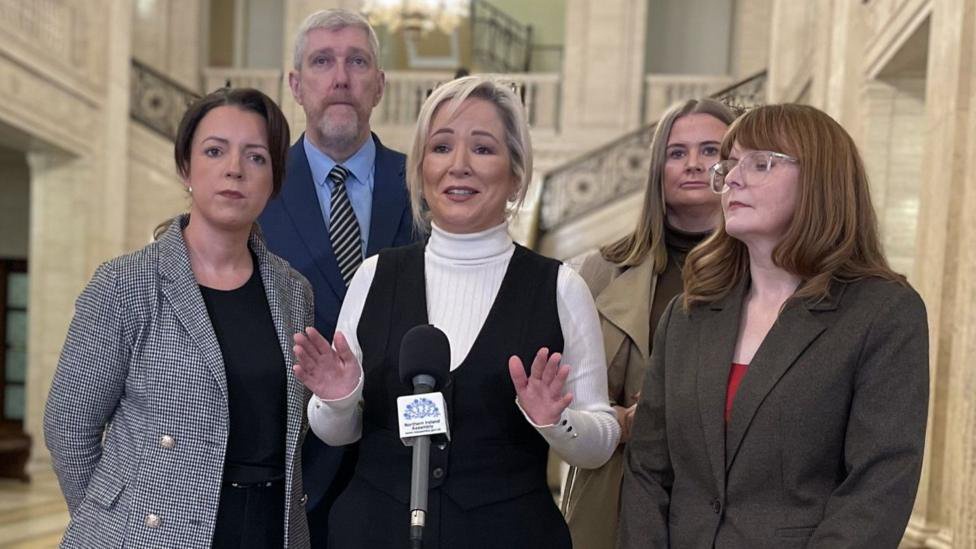 Sinn Féin ministers facing no-confidence vote after Drumcree dispute