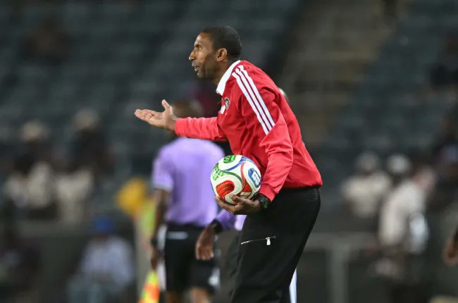 Pack Your Bags – Angry Pirates Coach Ouaddou Threatens To Drop Star Players Ahead Of Chiefs clash