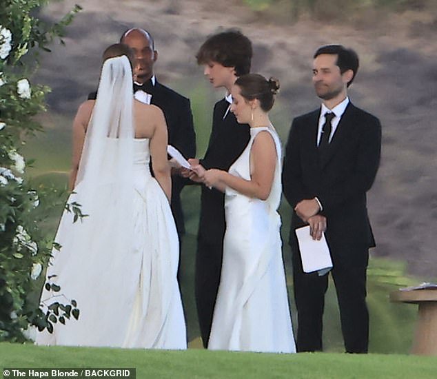 Inside Jennifer Meyer’s friendship with ex-husband Tobey Maguire as he plays special role in ceremony