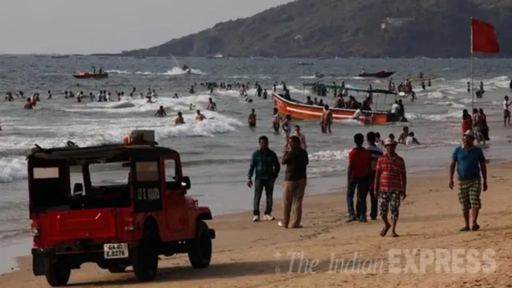Plague scare in Russia, tourism season in Goa, and a screening demand from opposition leader